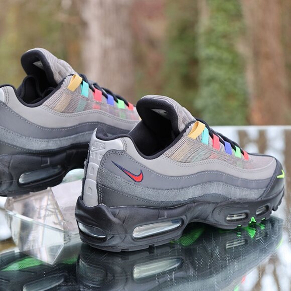 Nike Air Max 95 Evolution Of Icons - Picture 11 of 14